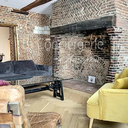 Aa13 - Le Victor Hugo - Sejour D'exception Dans Un Historique Daire