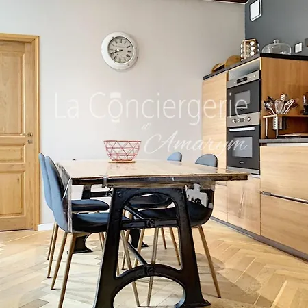 Aa13 - Le Victor Hugo - Sejour D'exception Dans Un Historique Apartment